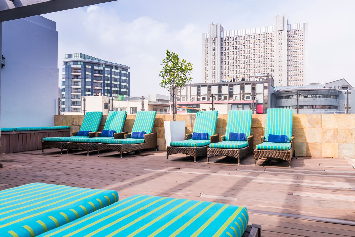 ONOMO-Hotel-Cape-Town---Inn-On-The-Square-Pool-46