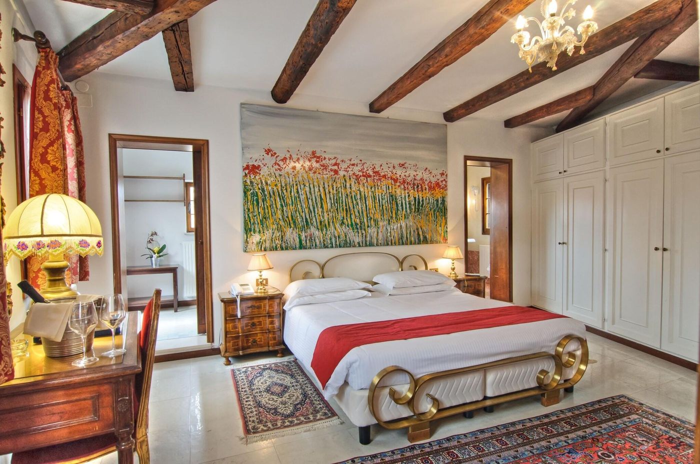 La-Fenice-et-des-Artistes-Room-9