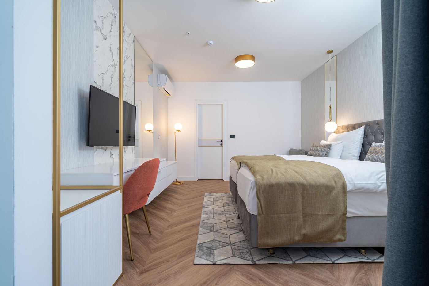 Hotel-Millennium-Room-11