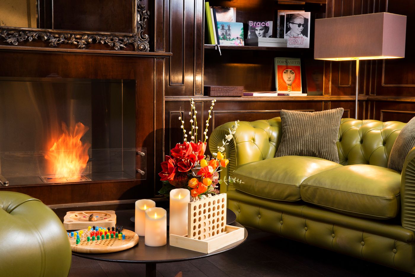 Ares-Eiffel-Lobby-14