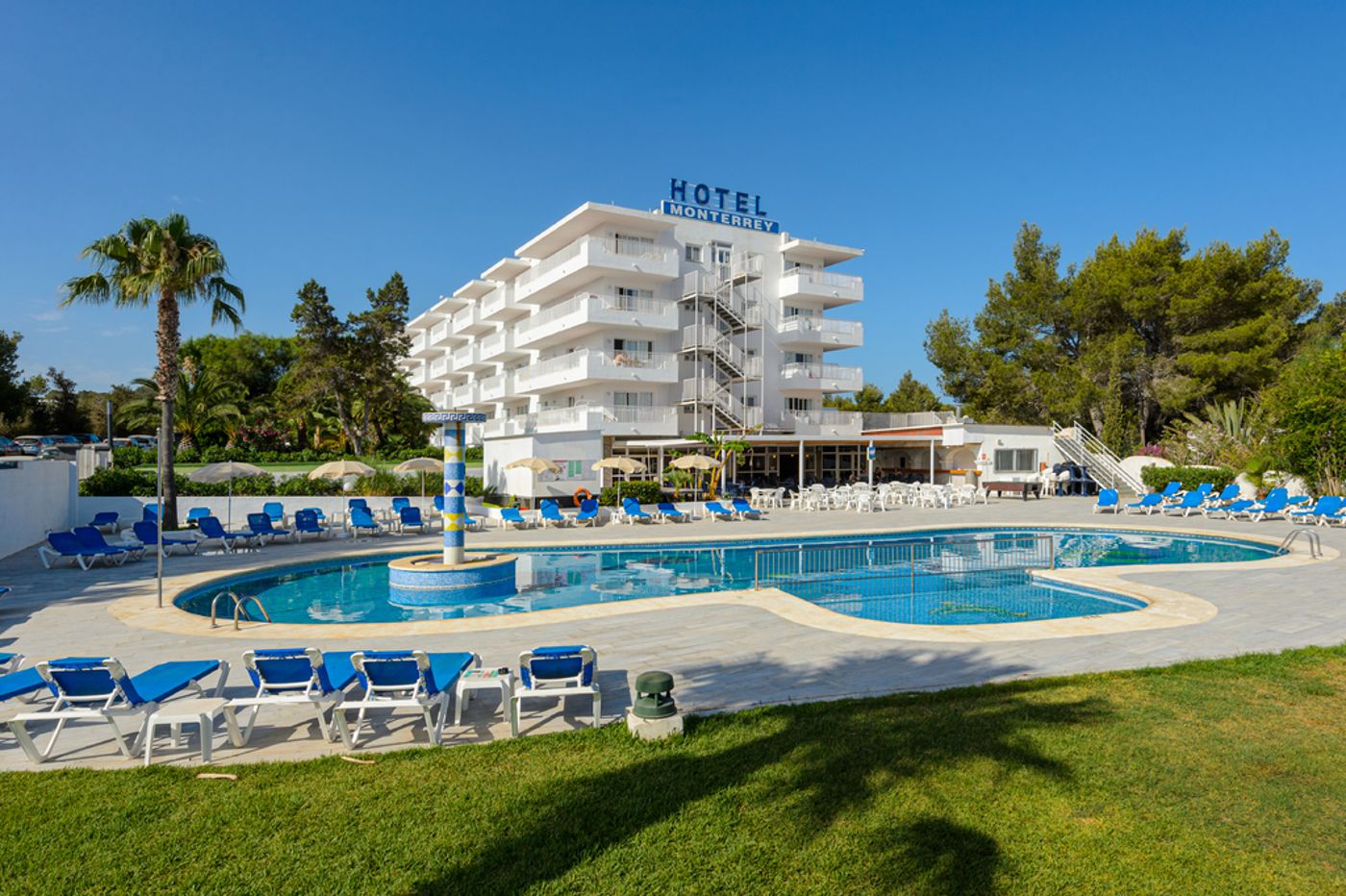 Vibra Monterrey Aparthotel