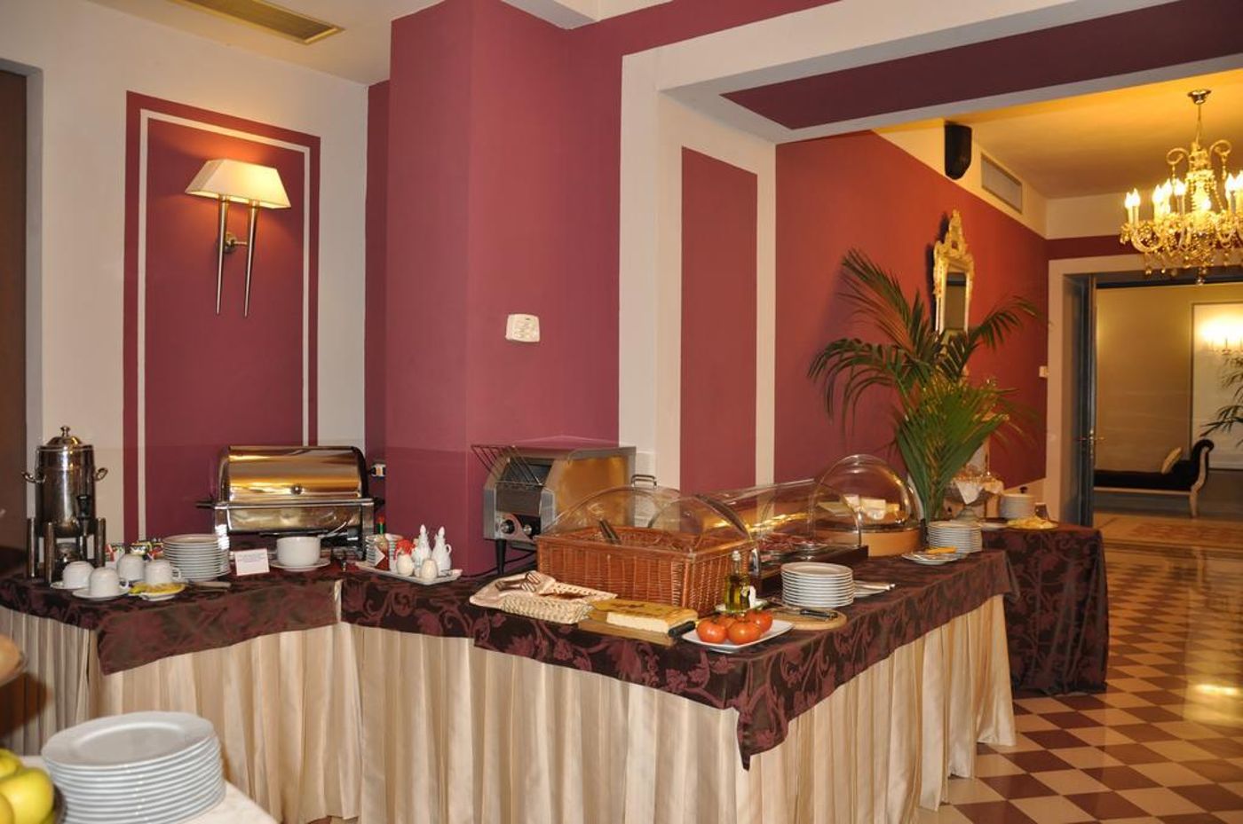 San-Luca-Palace-Restaurant-22