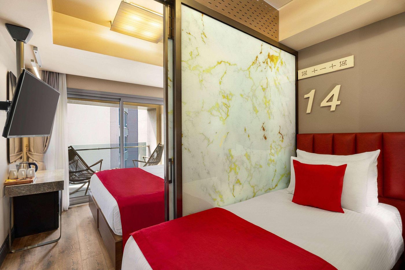 Ramada-by-Wyndham-Istanbul-Pera-Room-28