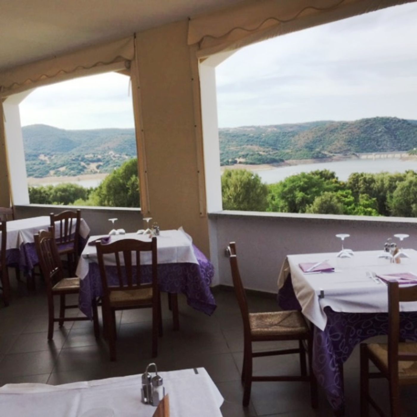 Hotel-Relais-Valkarana-Restaurant-90