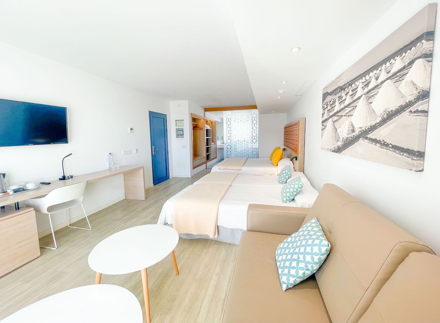 Oasis-Lanz-Beach-Mate-Room-35