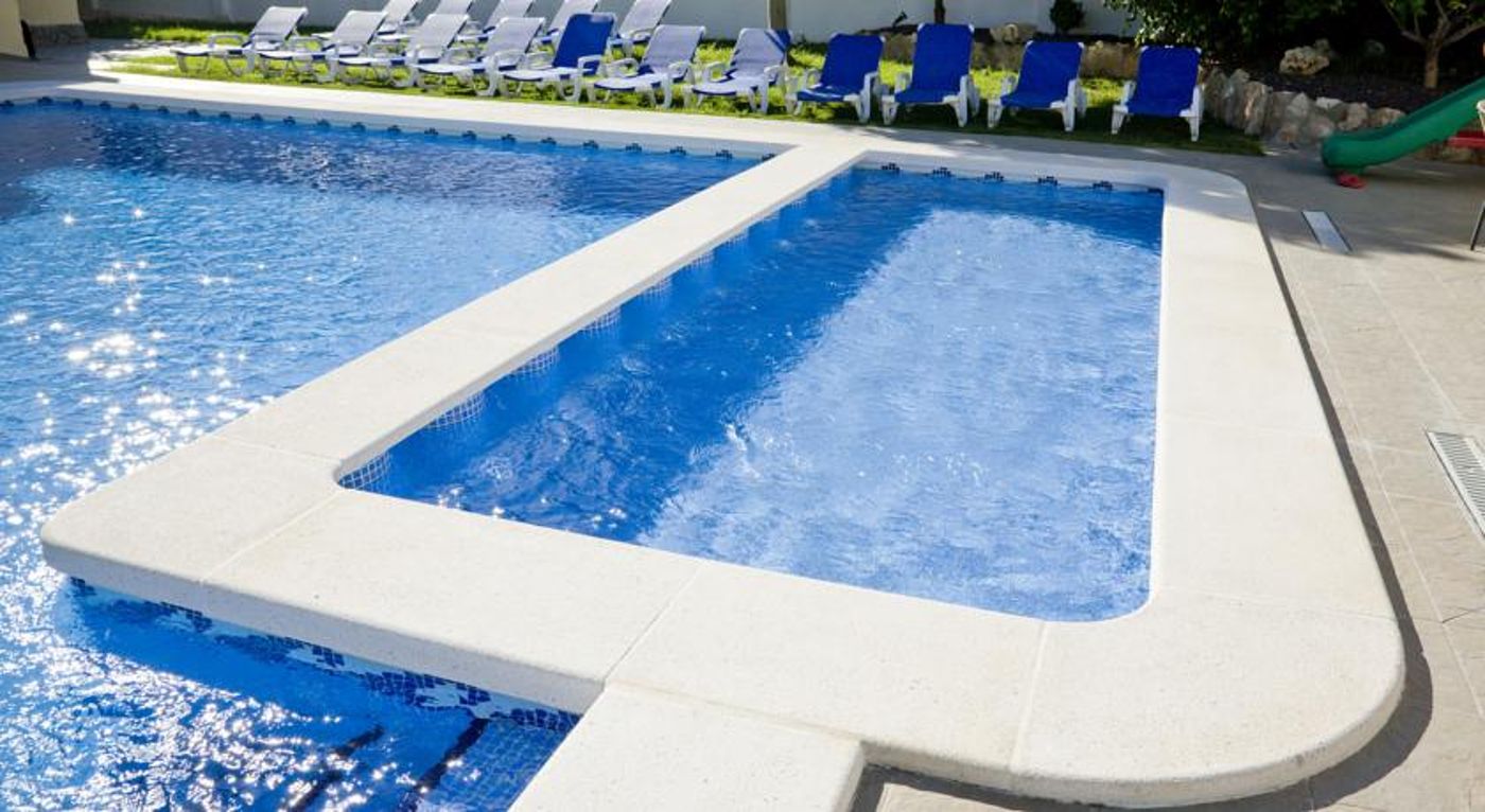 Ona-Aldea-del-Mar-Pool-6