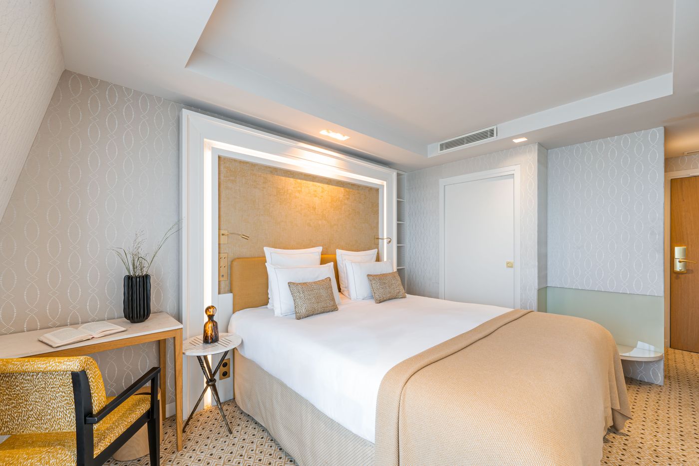 Madison-Hotel-Room-21