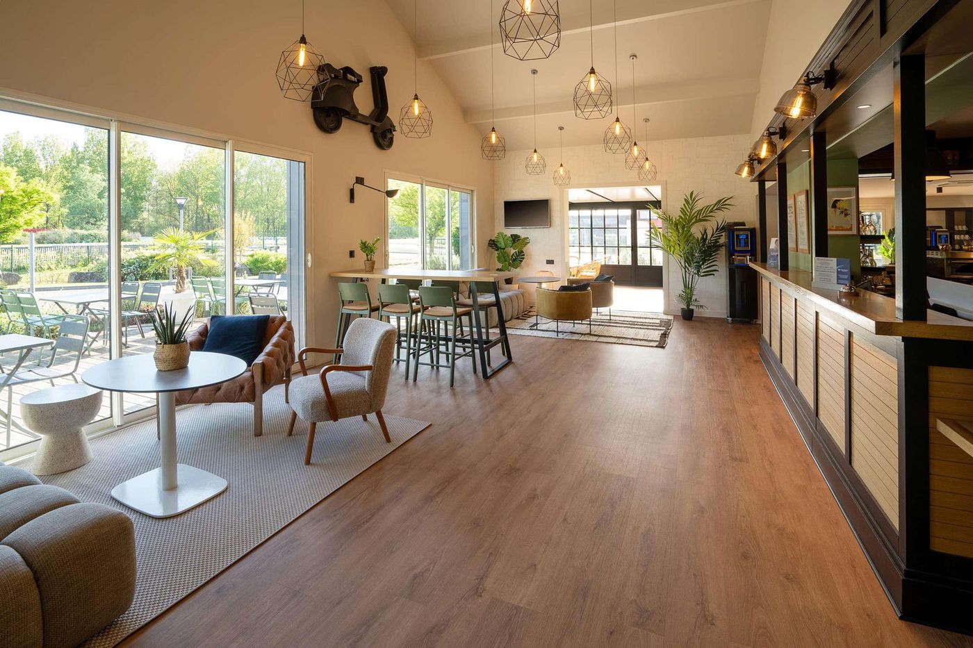 Best Western Bourgoin Jallieu - France - Bourgoin-Jallieu - Lobby - 8