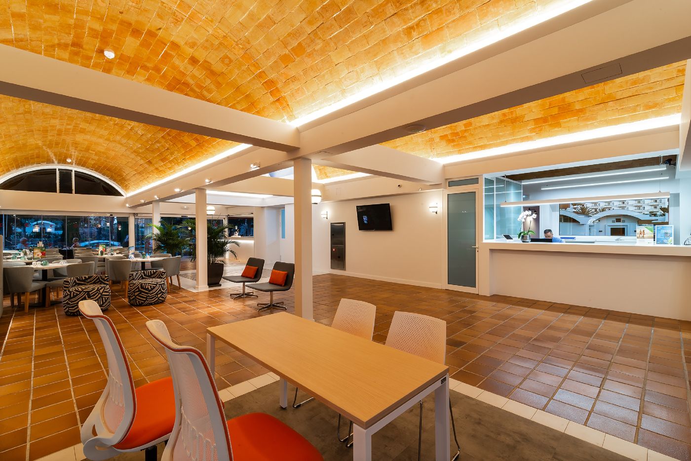 Cordial-Biarritz-Lobby-35