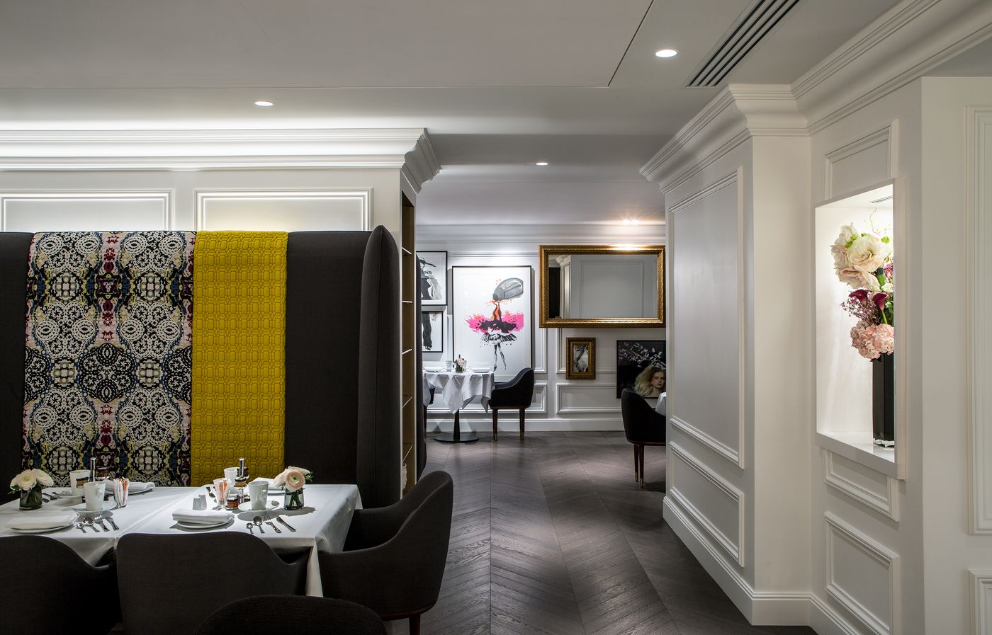 La-Clef-Champs-Elysees-by-The-Crest-Collection-Restaurant-40