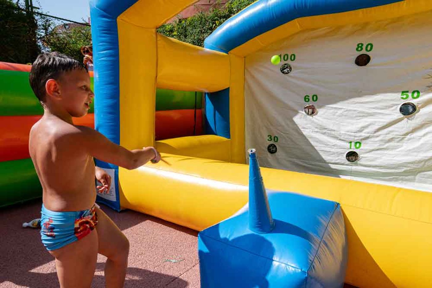 Palmeras-Beach-Hotel-Sports-and-Entertainment-54