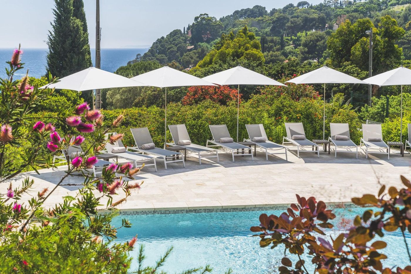 Les-Terrasses-du-Bailli-Pool-3