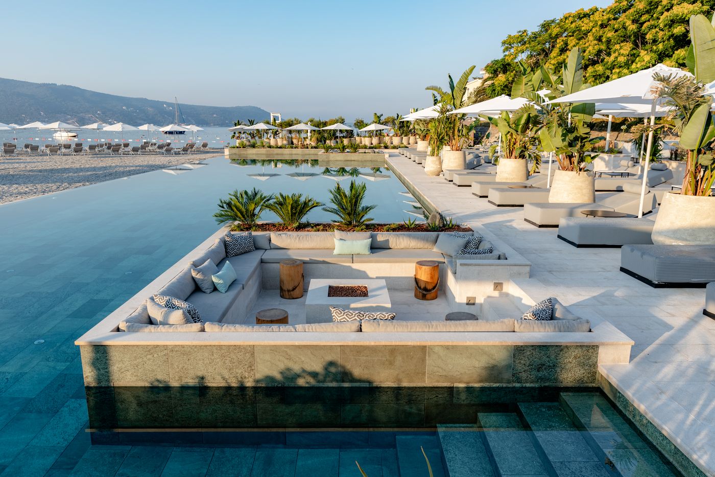 Lazure-Hotel---Marina-Beach-5