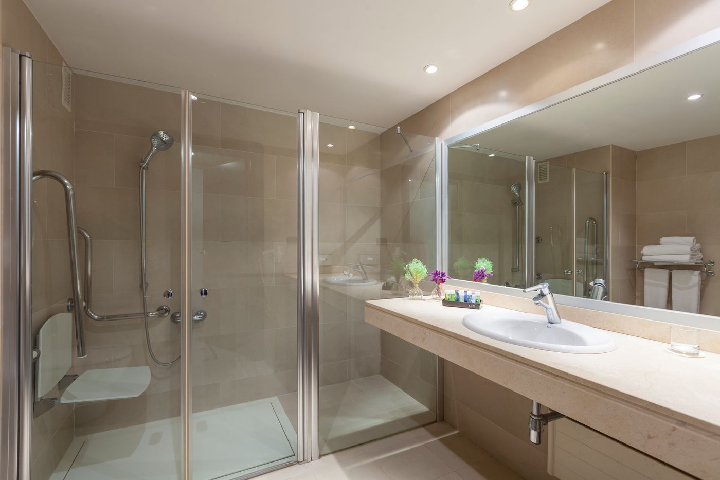 URH-Ciutat-de-Mataro-Room-45