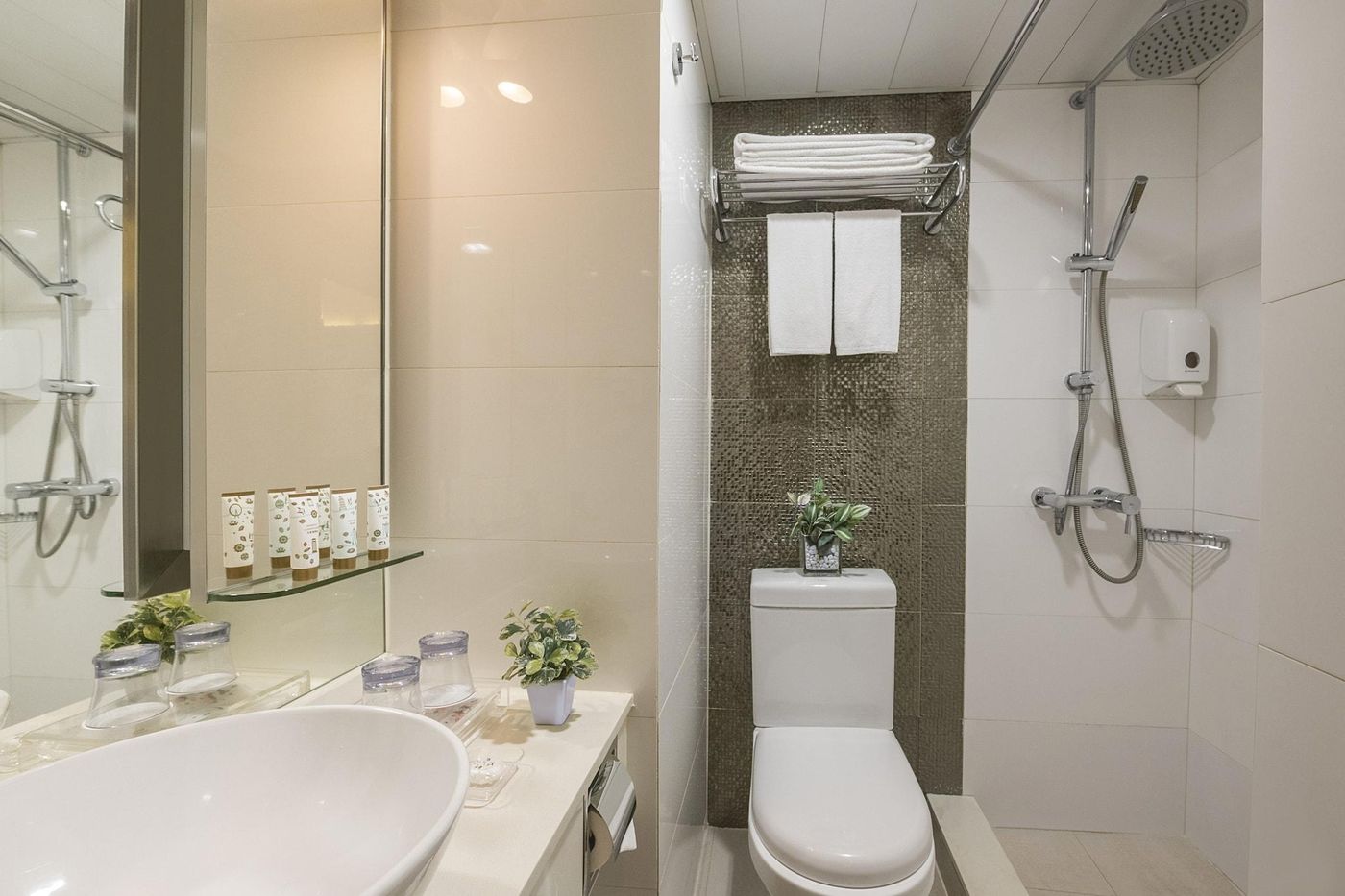 Silka-Seaview-Room-25