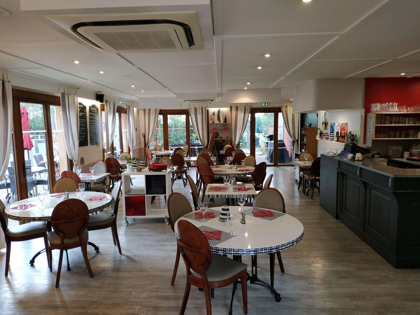 Kyriad Montpellier Nord Parc Euromedecine - France - ST-CLEMENT DE RIVIERE - Restaurant - 10