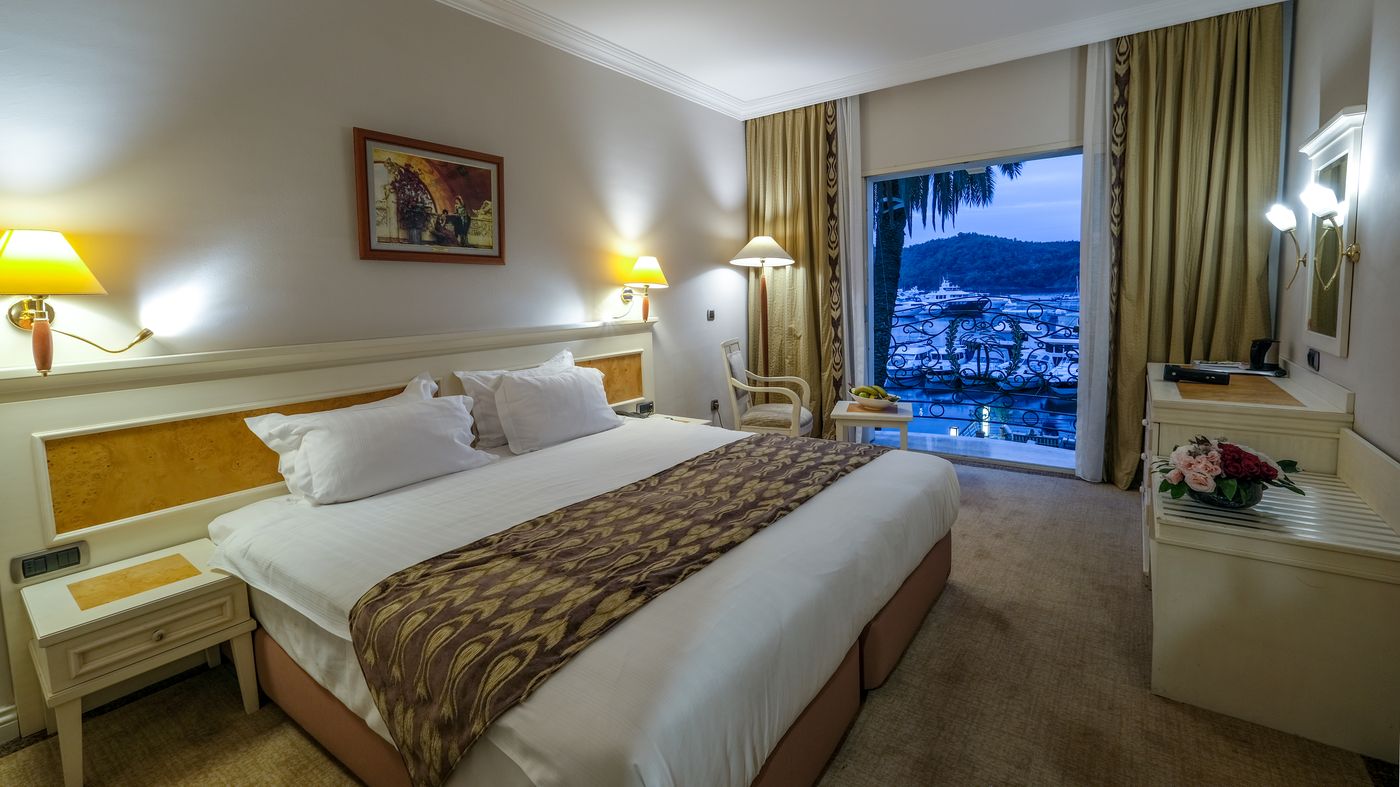 Ece-Saray-Marina-and-Resort-Room-16