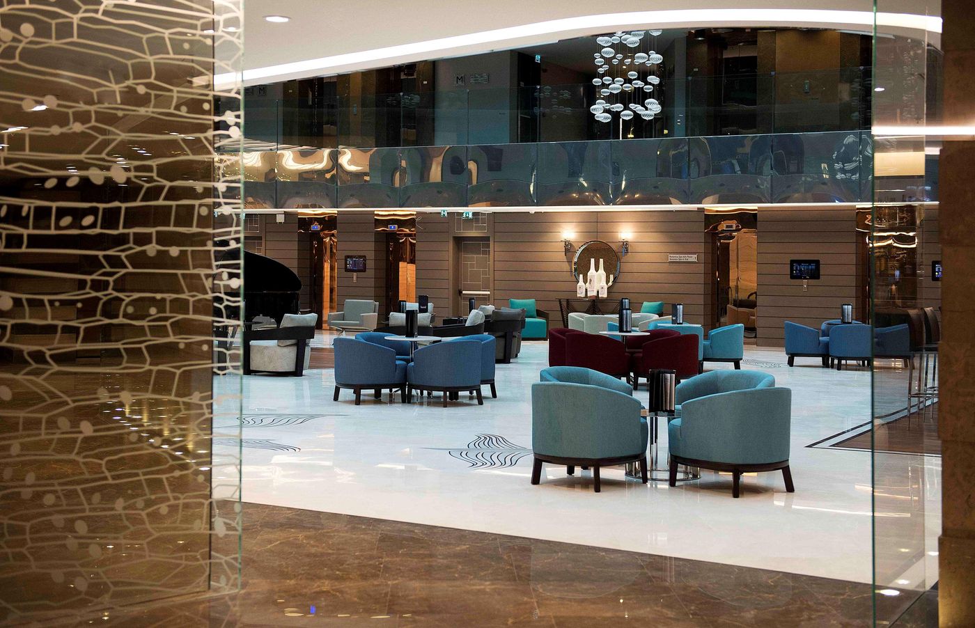 Radisson-Blu-Hotel-Istanbul-Sisli-Bar-12