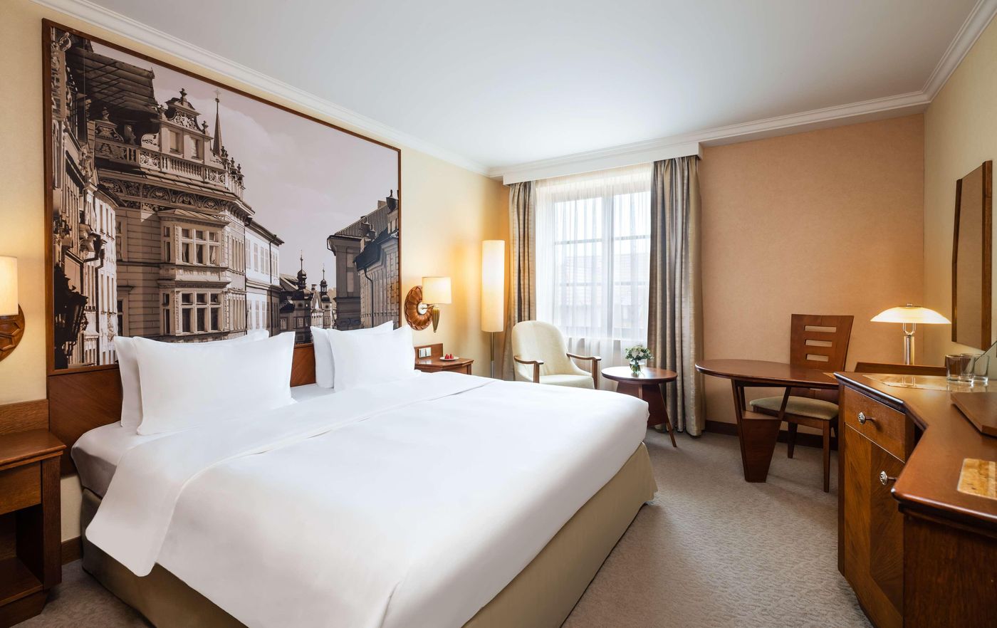 Lindner-Hotel-Prague-Castle--part-of-JdV-by-Hyatt-Room-11