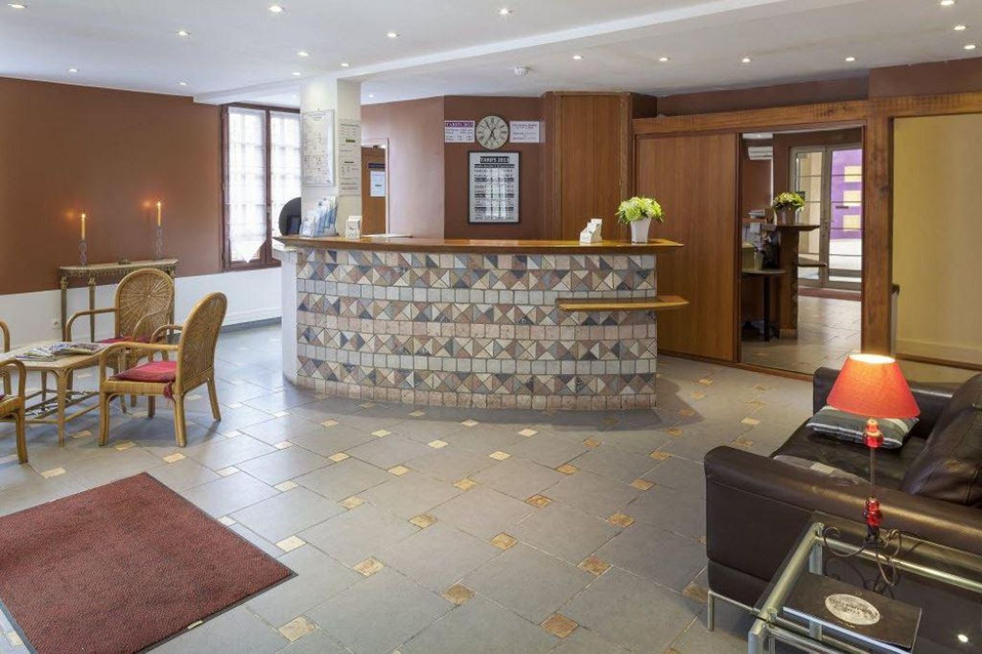 La-Ferme-Des-Barmonts-Lobby-4