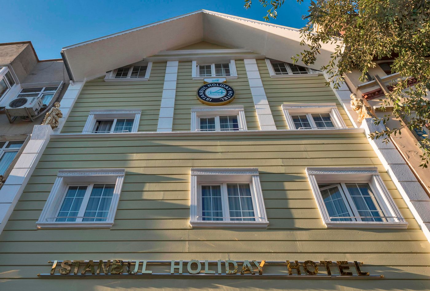 Istanbul-Holiday-Hotel-General-view-9