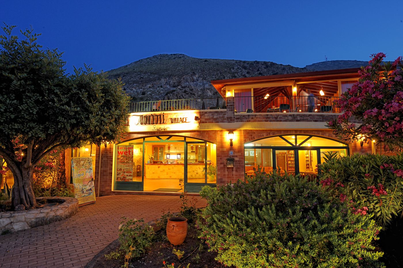 Marni-Village--Lobby-26