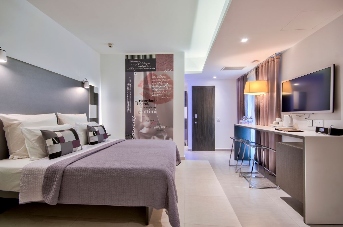 Valentina-Hotel-Room-18