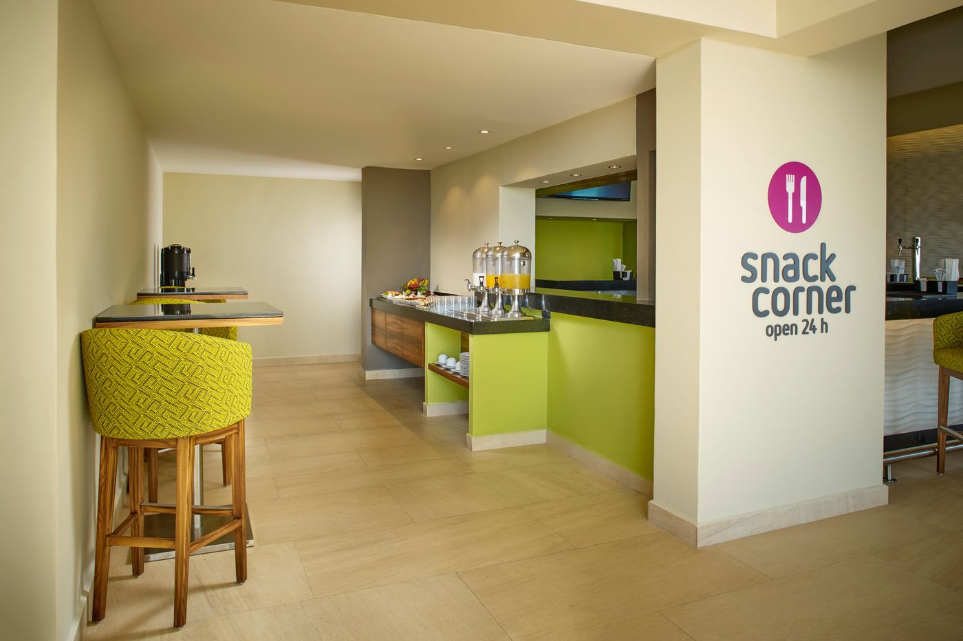 Occidental-Tucancun-Bar-48