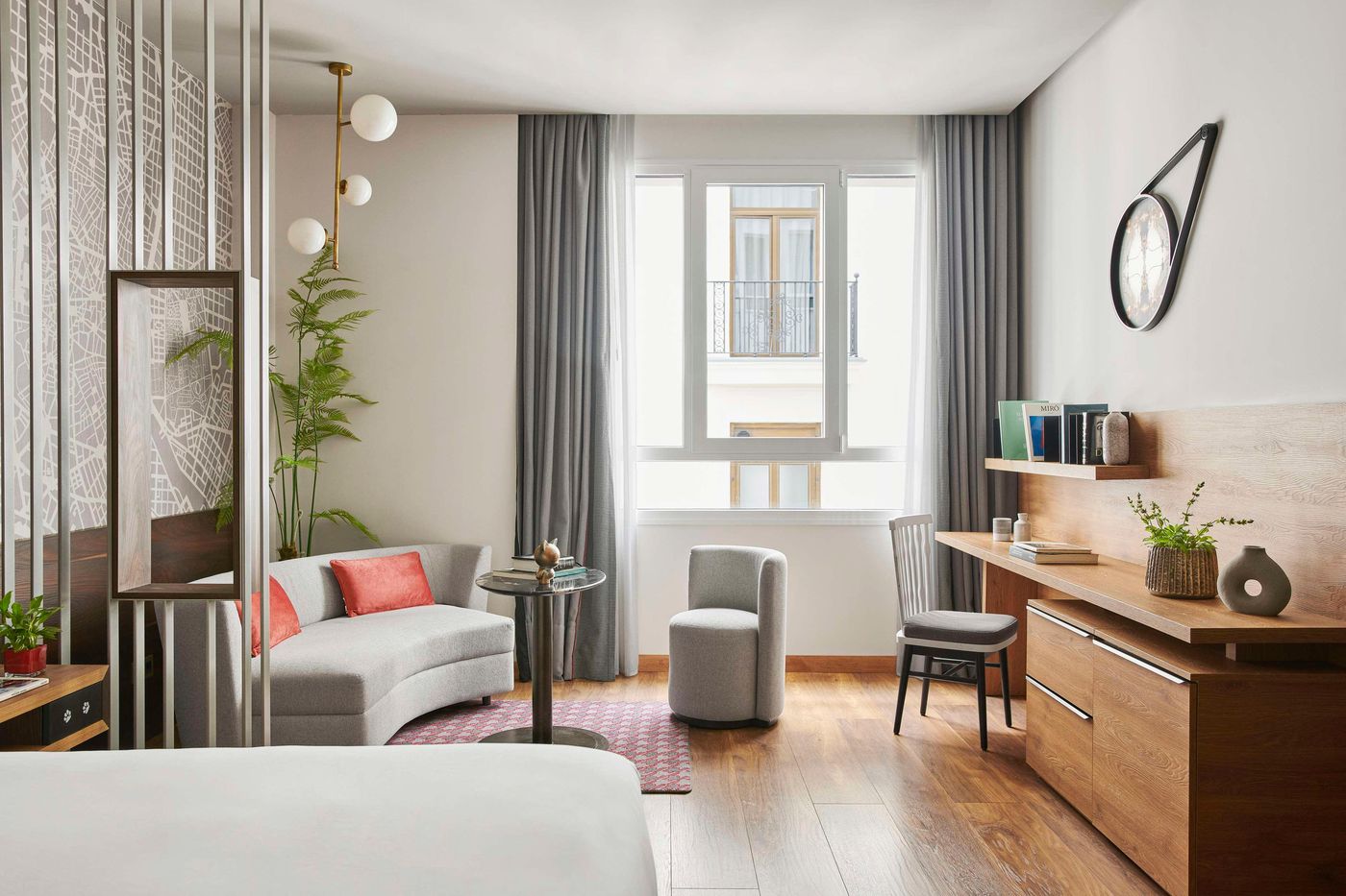 Hyatt-Centric-Gran-Via-Madrid-Room-41