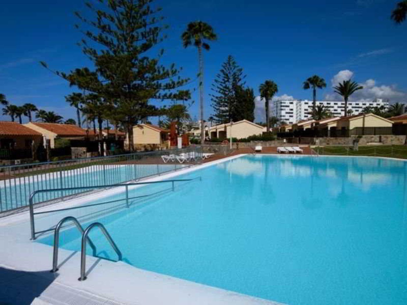 Santa-Fe-Bungalows-Pool-7