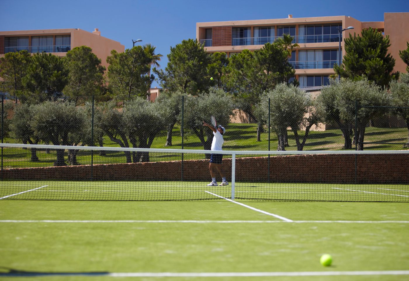 Salgados-Vila-das-Lagoas-Sports-and-Entertainment-10