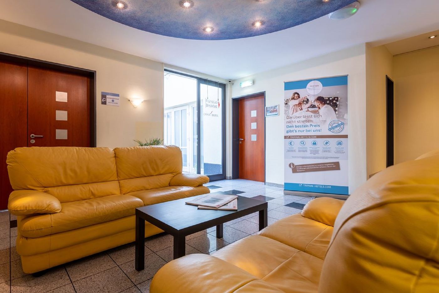 Trip-Inn-Hotel-Conti-Lobby-3