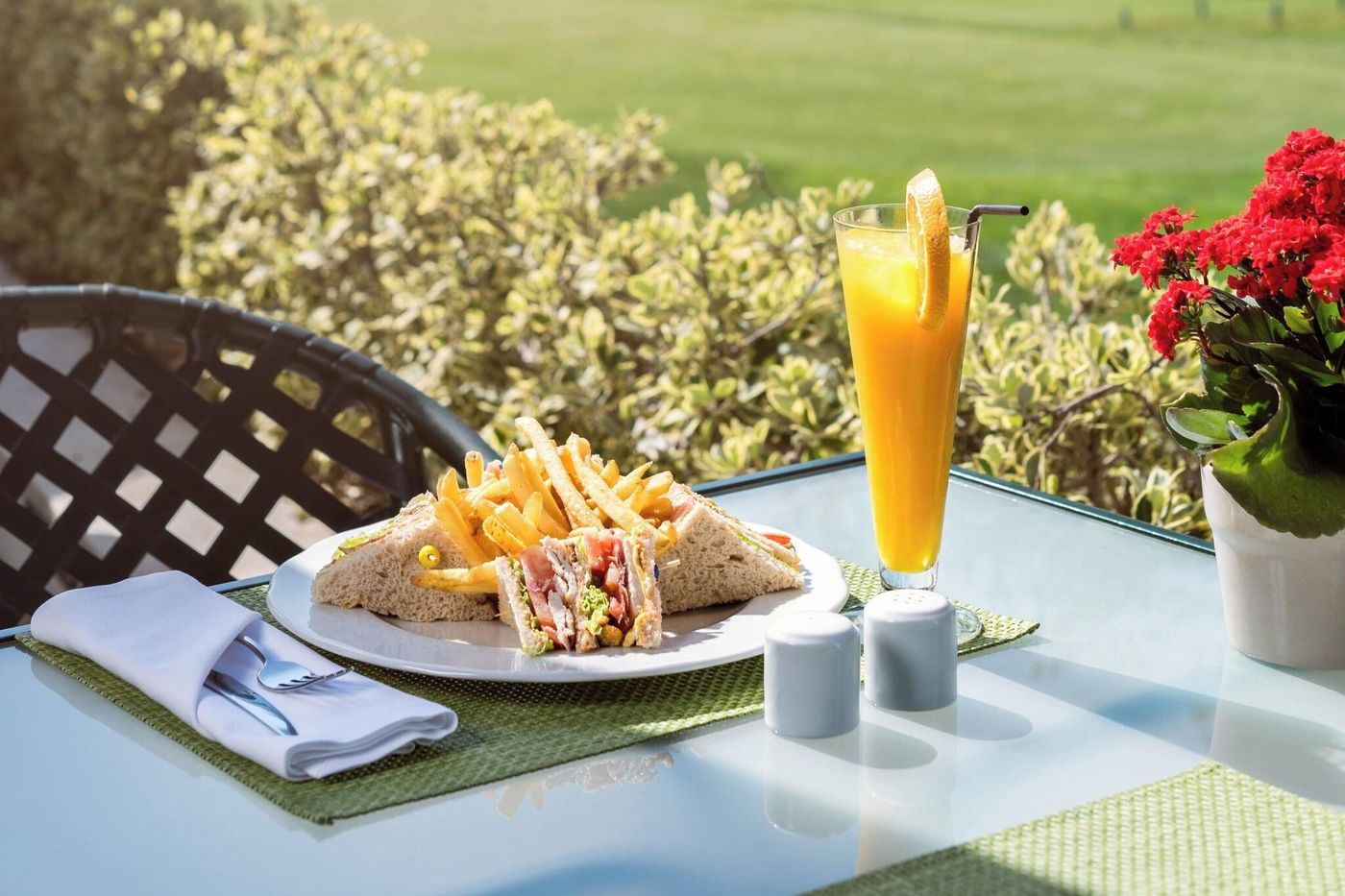 Pine-Cliffs-Residence-Restaurant-102