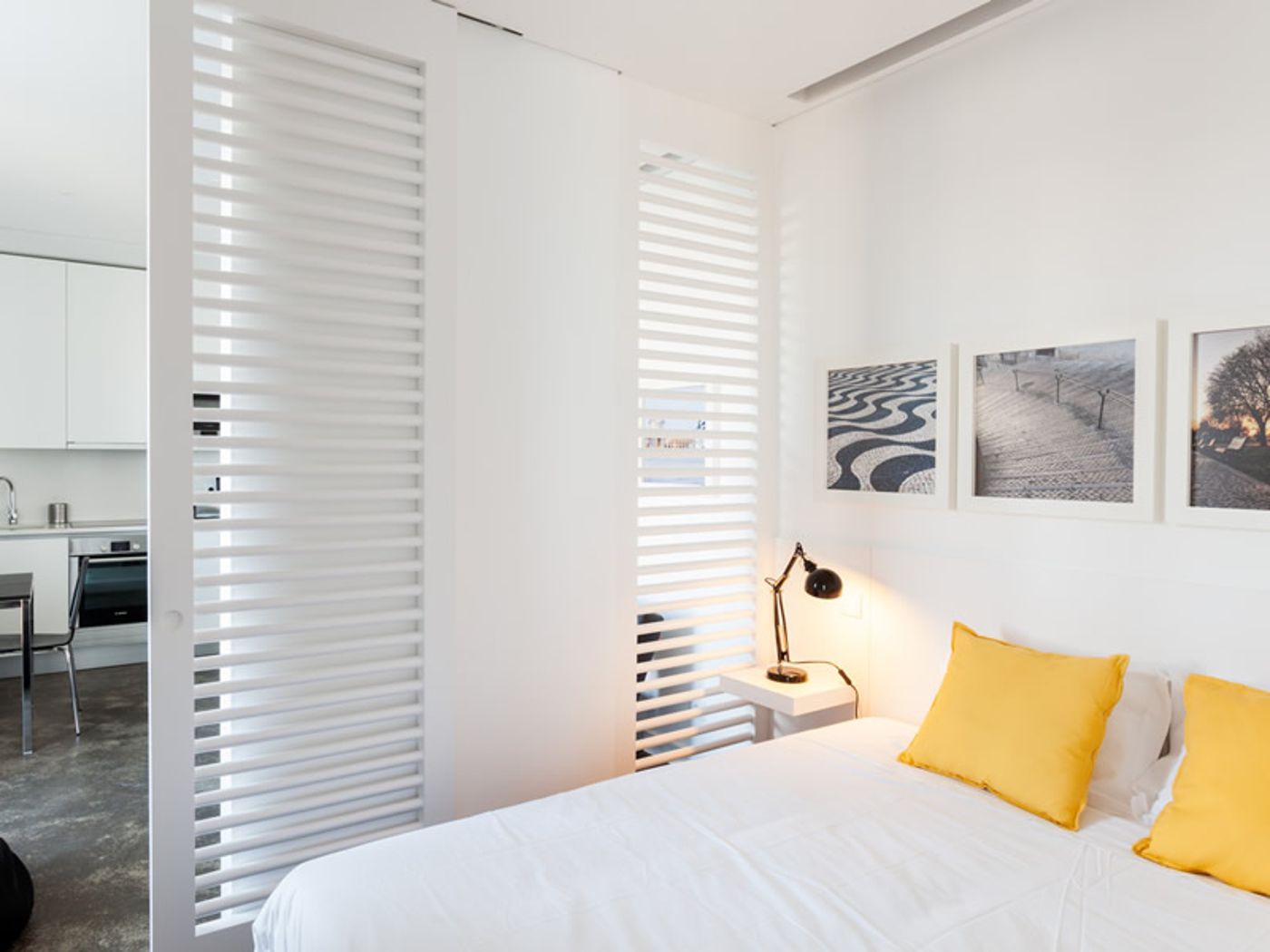 Hello-Lisbon-Santa-Apolonia-Apartments-Room-15