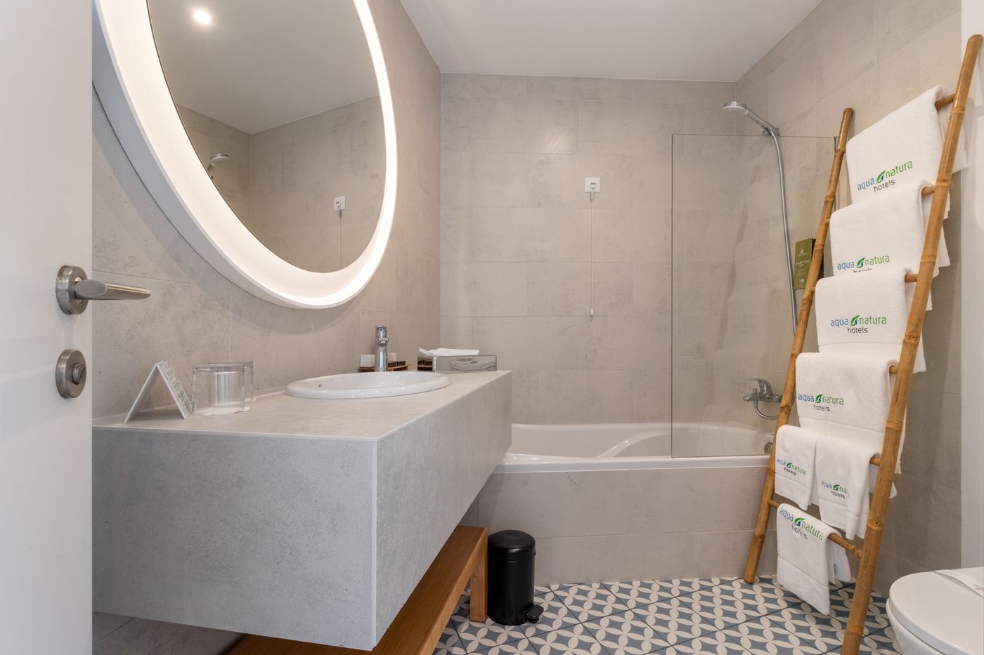 Aqua-Natura-Bay-Room-24