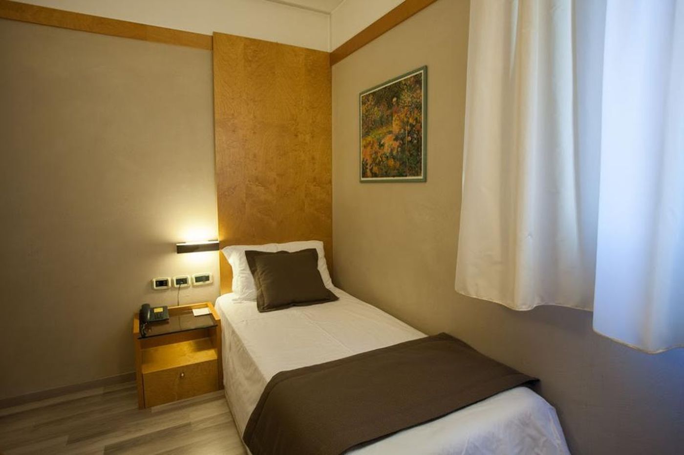 Ai-Pini-Park-Hotel-Room-15