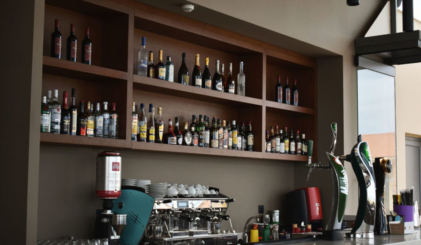 Apollonion-Asterias-Resort---Spa-Bar-58