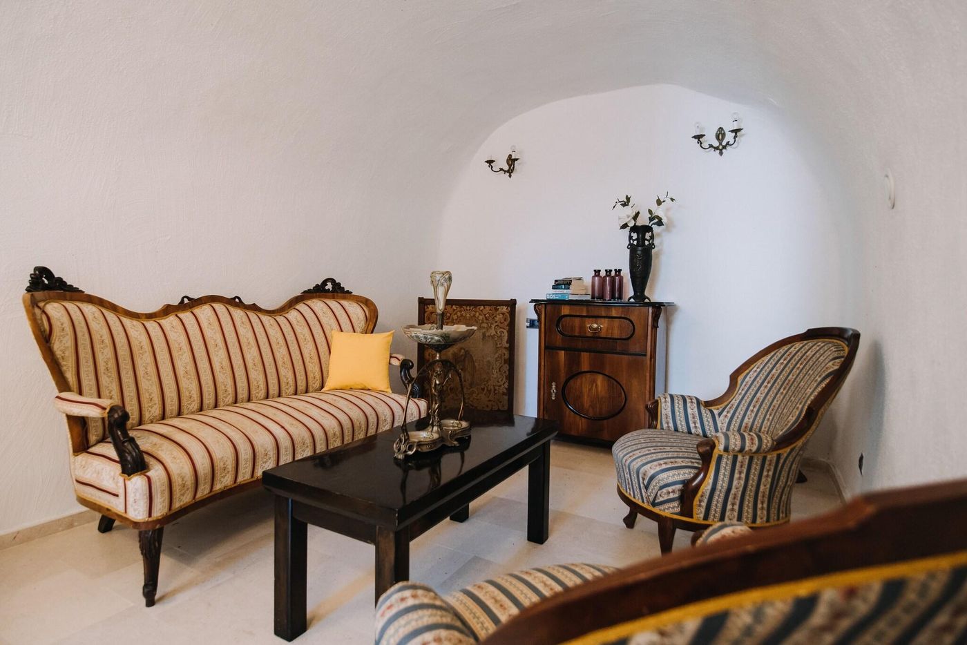 Villa-Allure-Of-Dubrovnik-Lobby-52