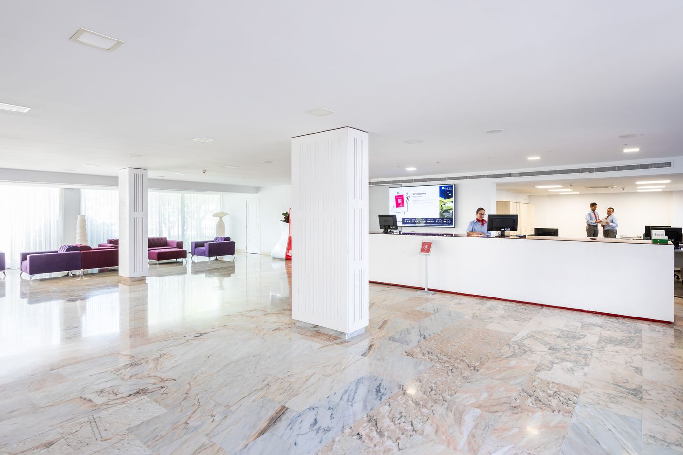 Alexandre-Hotel-La-Siesta-Lobby-39