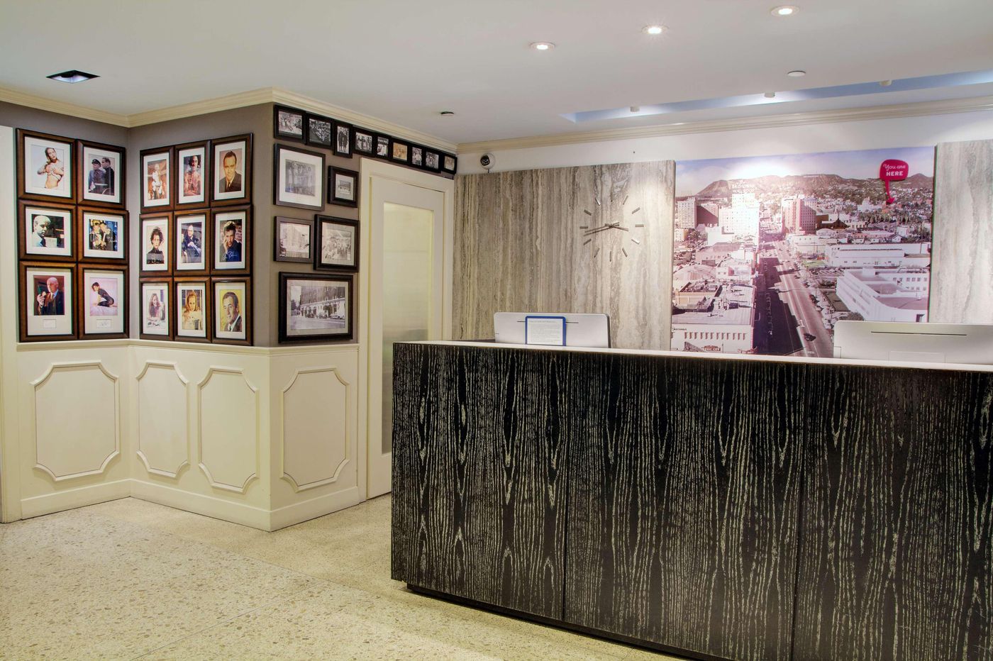 Best-Western-Plus-Hollywood-Hills-Lobby-8