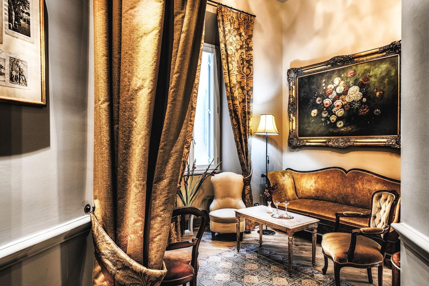 Navona-Grand-Suite-Room-15