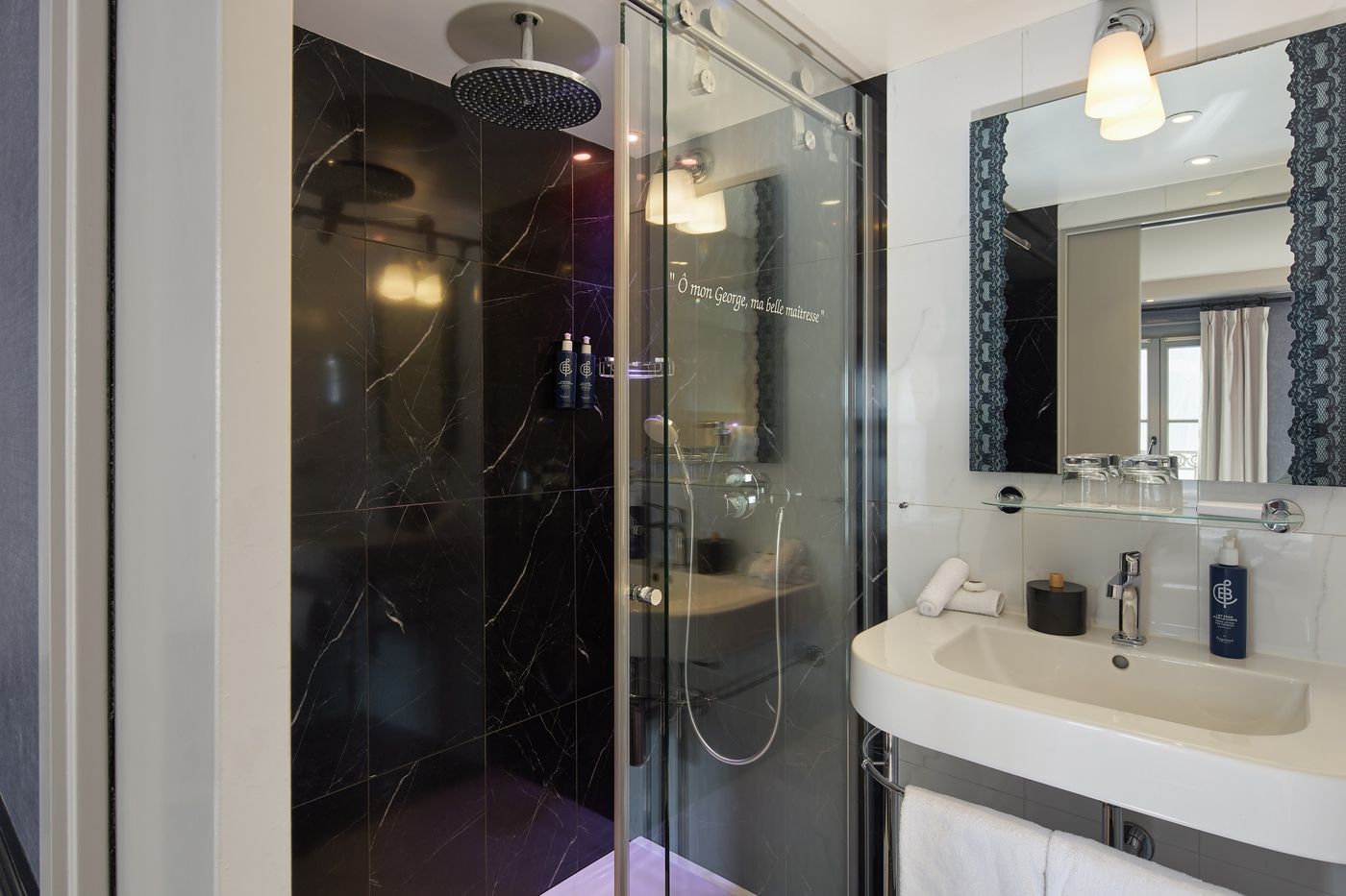 Les-Plumes-Hotel-Room-25