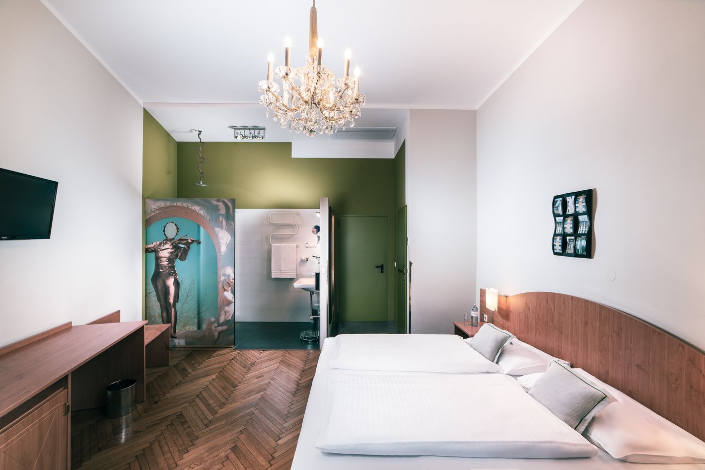 Donauwalzer - Austria - VIENNA - Room - 9