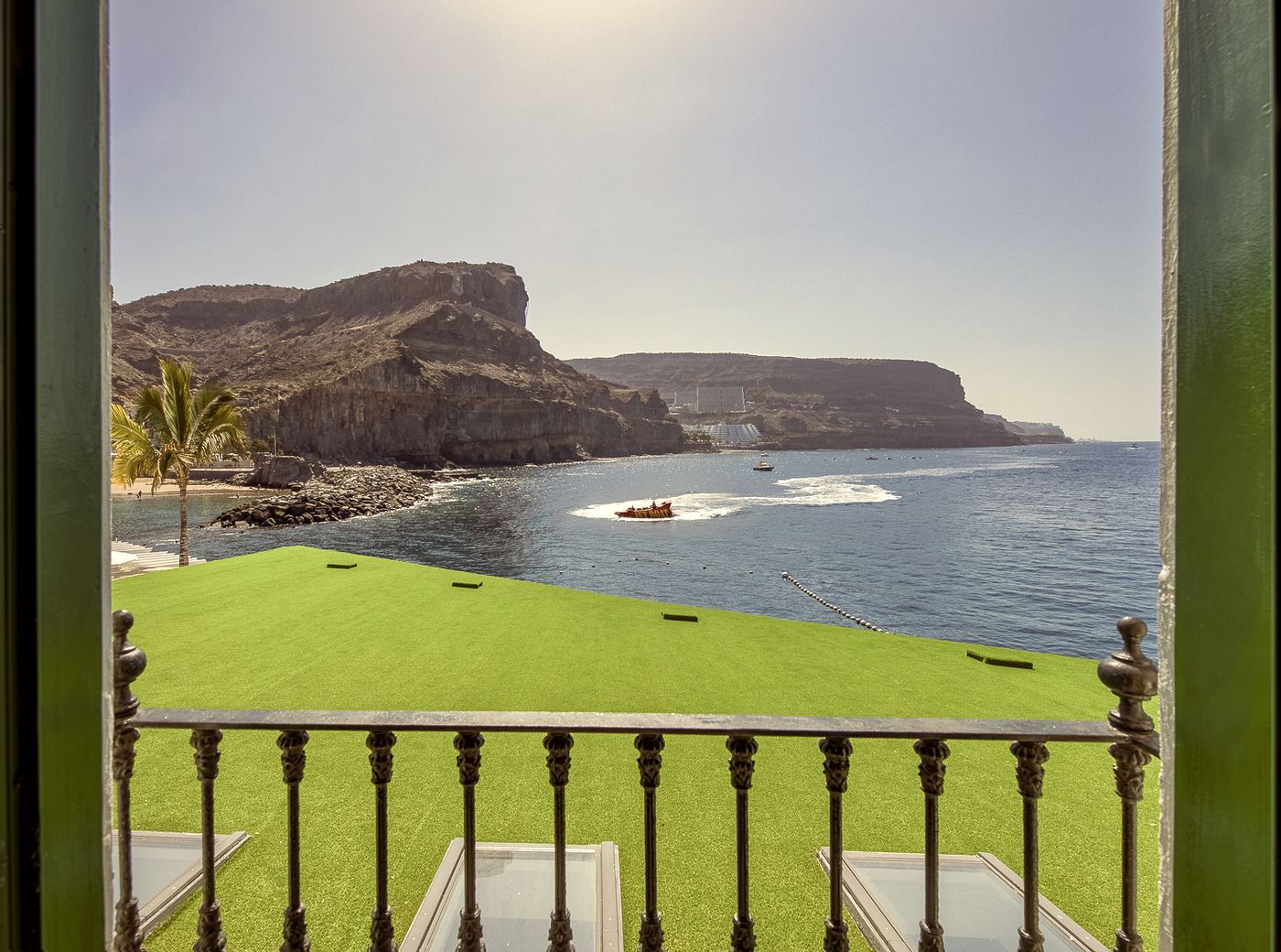 Hotel-LIVVO-Puerto-de-Mog--n-Room-43