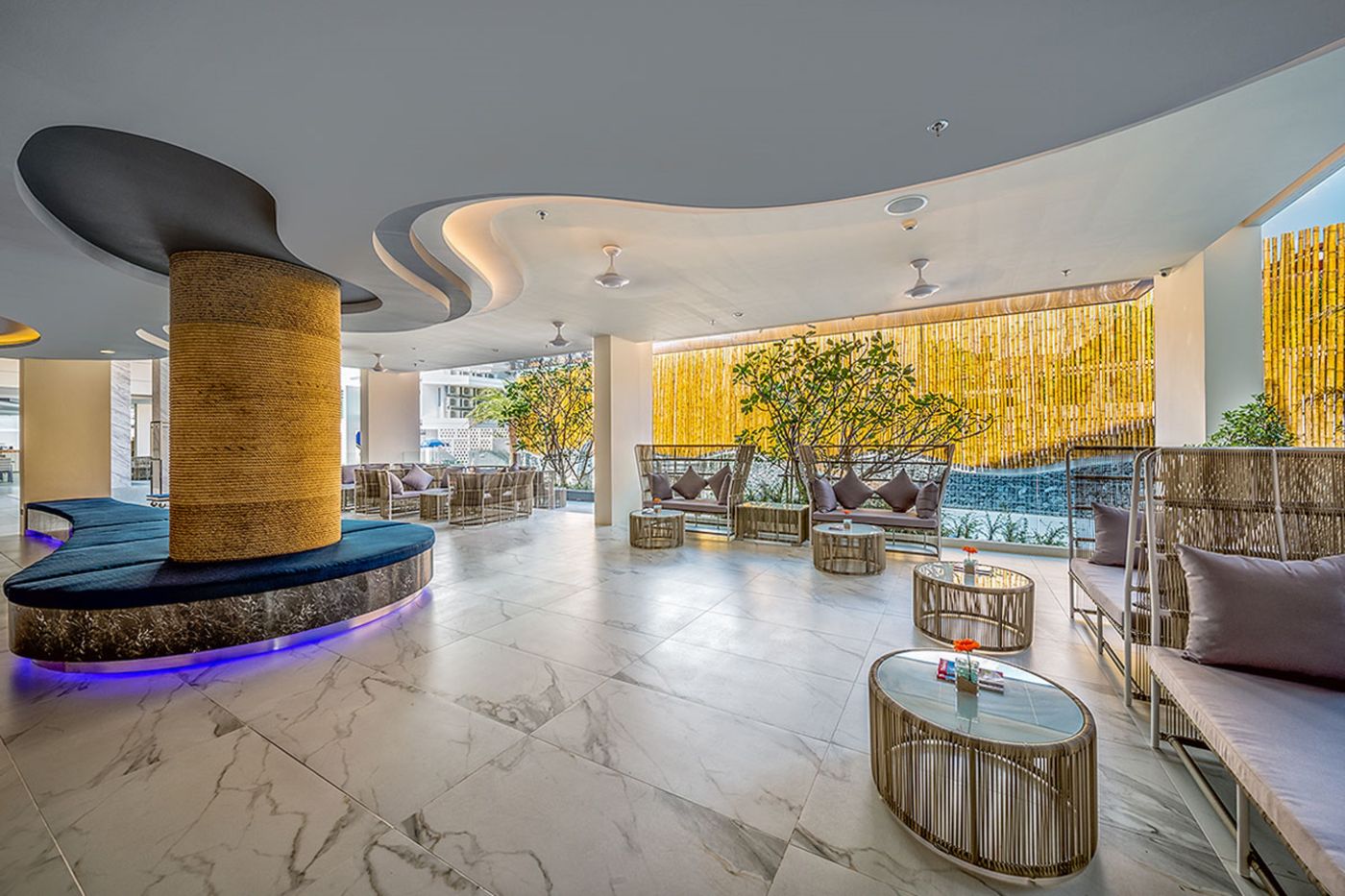 Hotel Clover Patong Phuket-Thailand-Phuket-Lobby-7