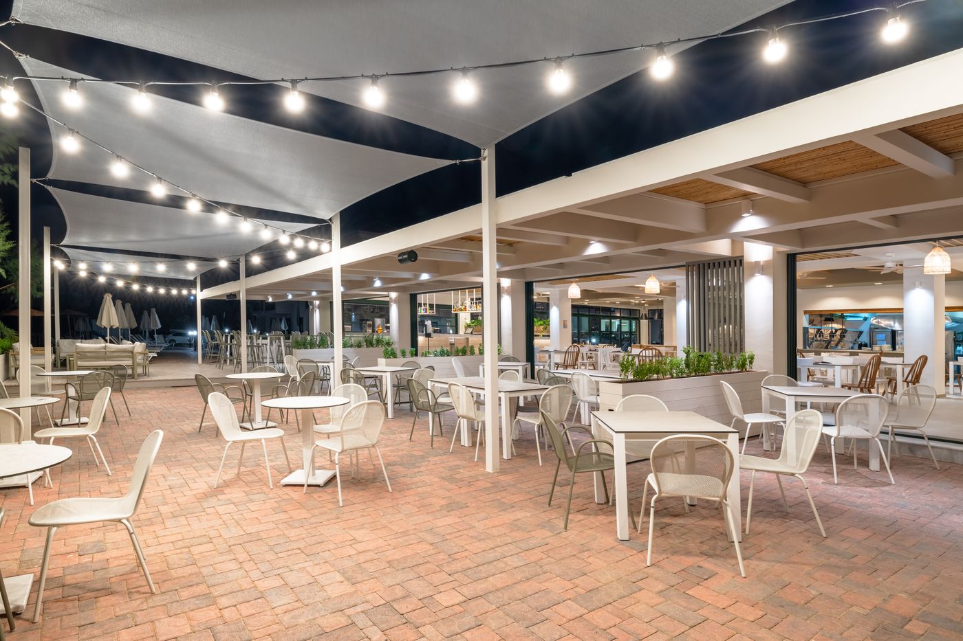 Iolida-Beach-Restaurant-10