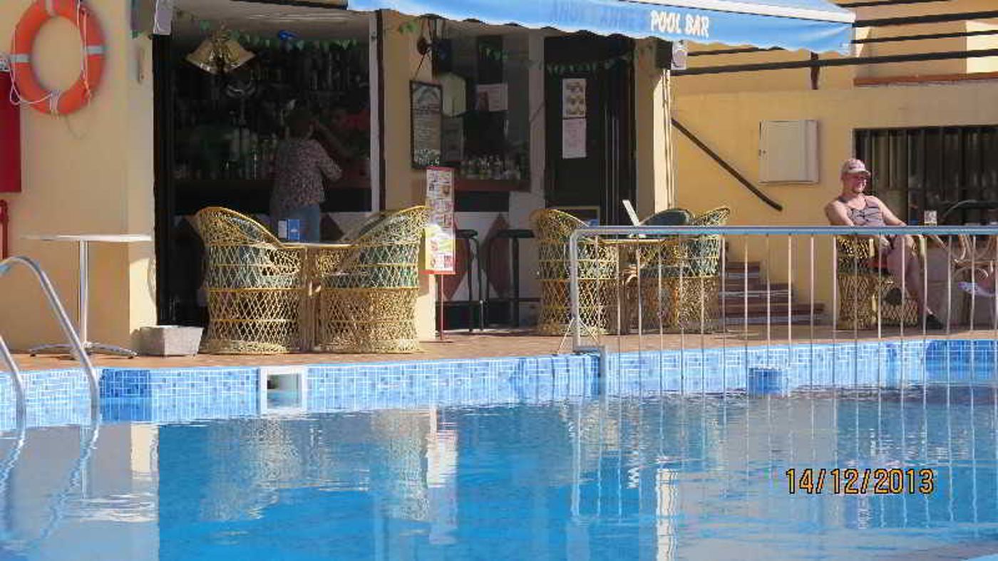 Roslara-Apartment-Pool-21