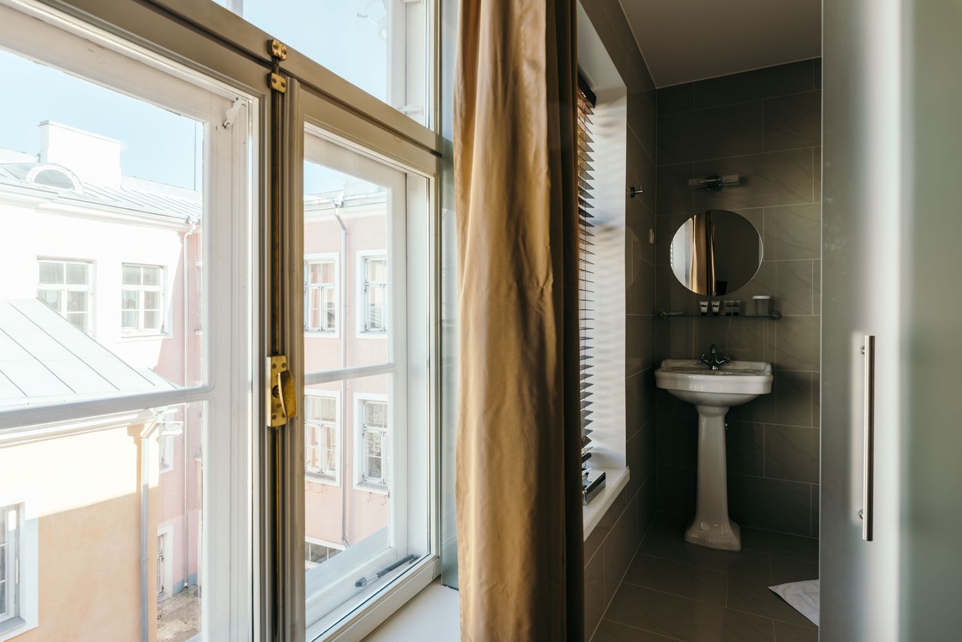 Merchants-House-Room-28