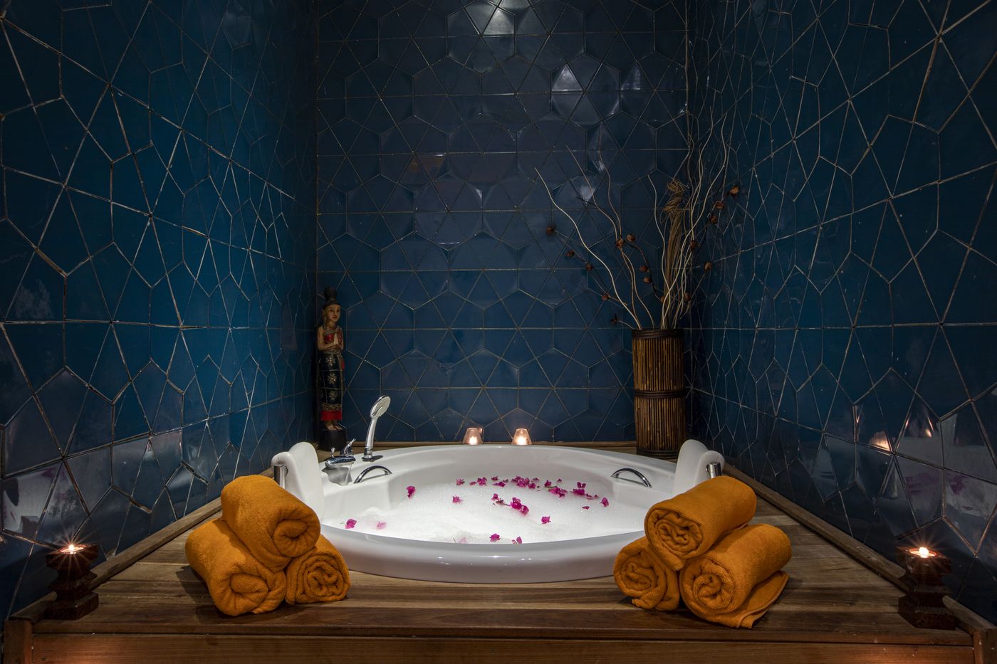 Sherwood-Exclusive-Lara-Sports-and-Entertainment-78