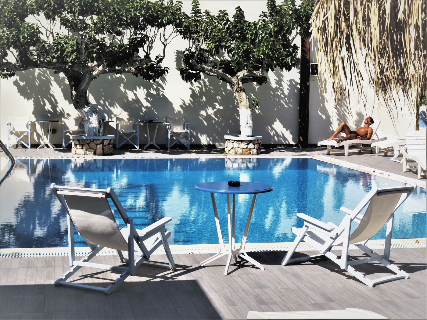 Artemis-Hotel-Kamari-Pool-11